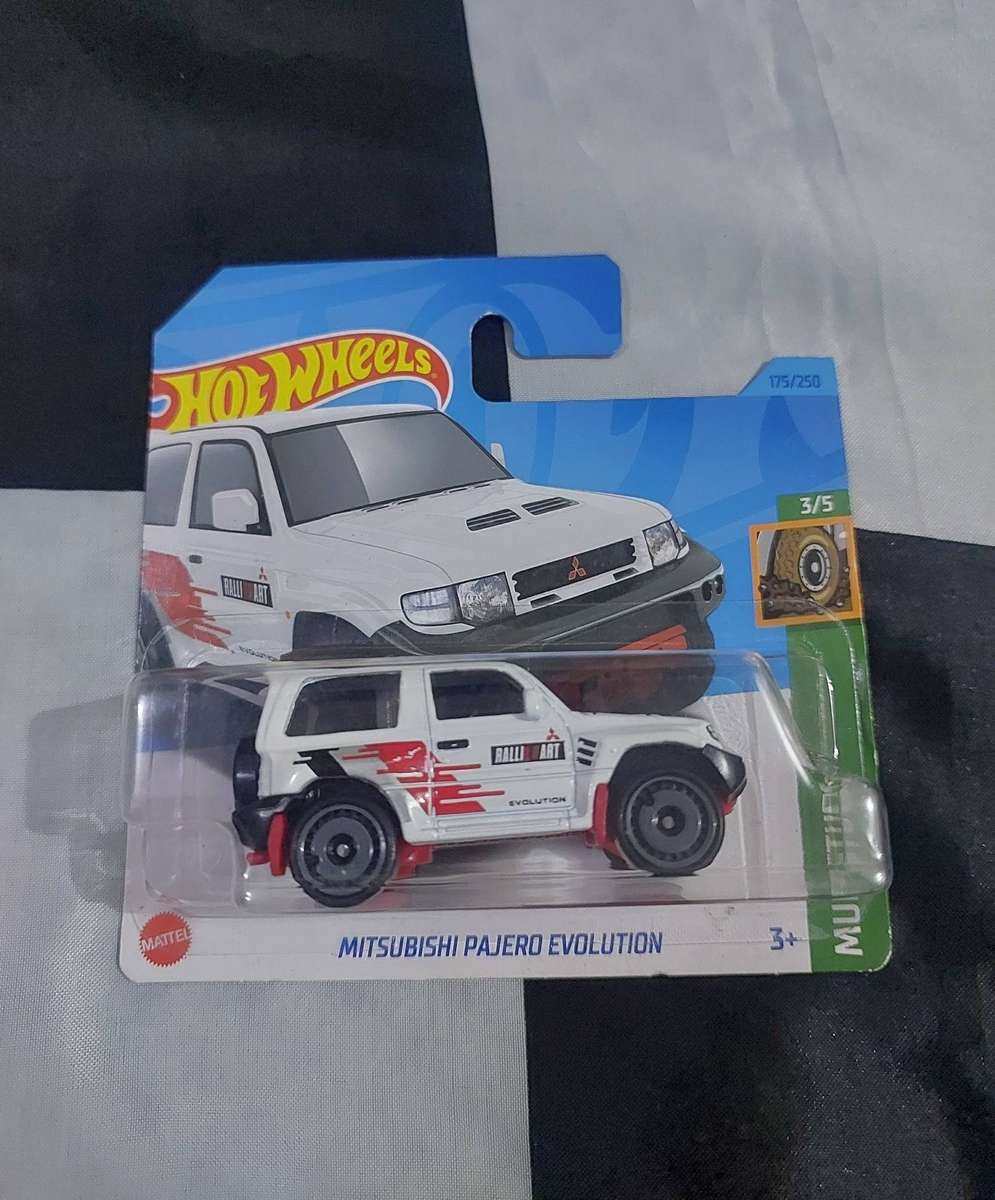 Hot Wheels Mitsubishi Pajero Evolution