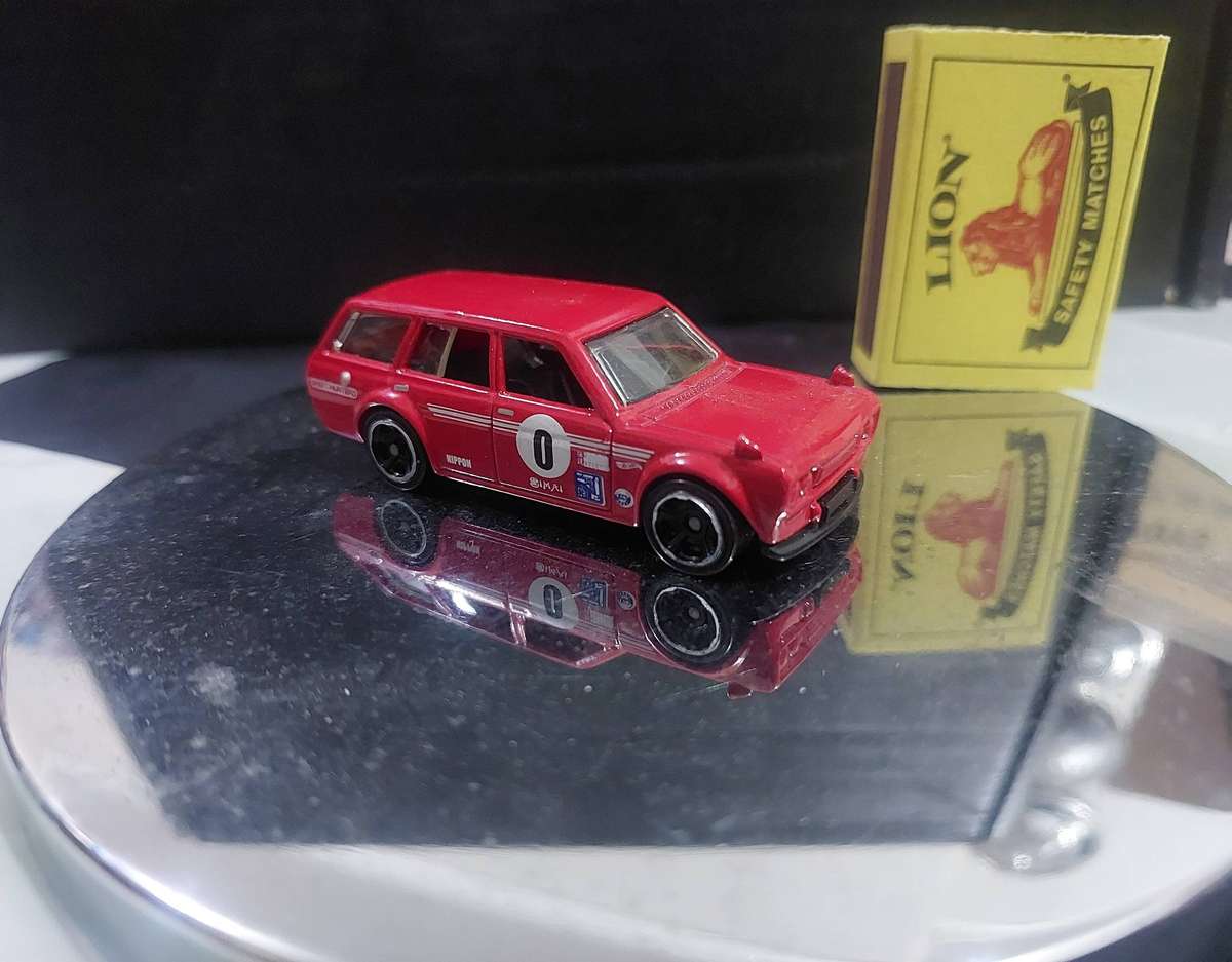Hot Wheels '71 Datsun Bluebird 510 Wagon