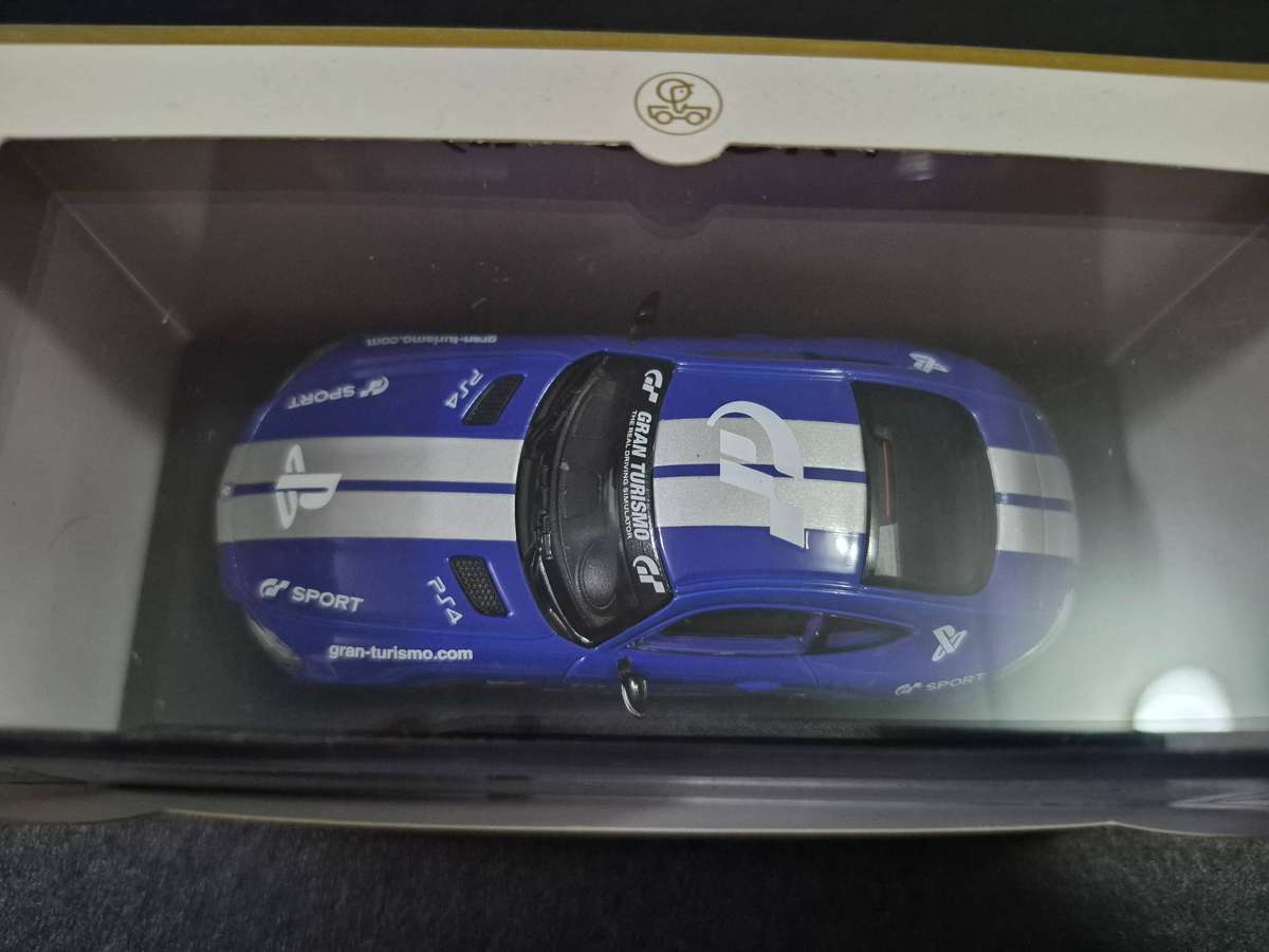 GRAN TURISMO MERCEDES BENZ AMG GT (PlayStation) (SEALED) VHTF 1/43