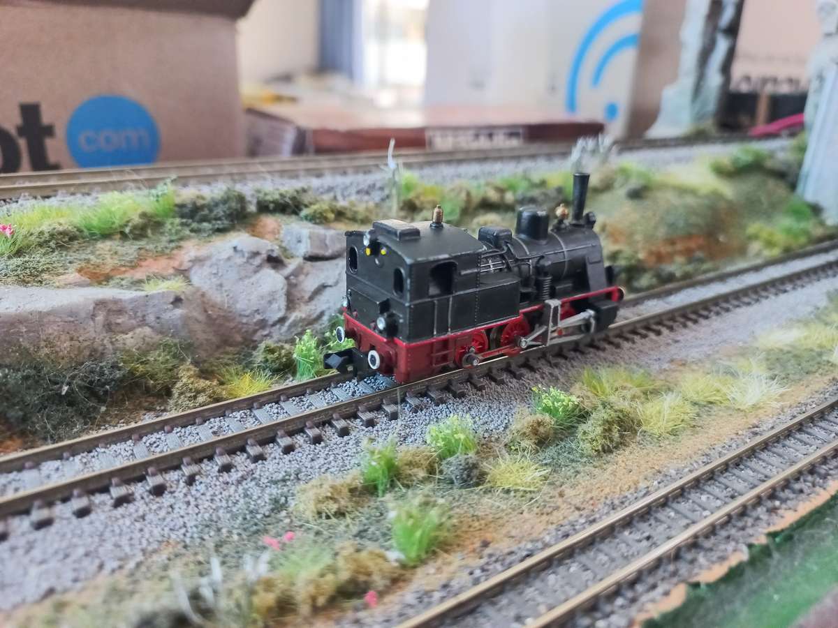 N Scale Arnold Serie 2 0-6-0 Steam Loco