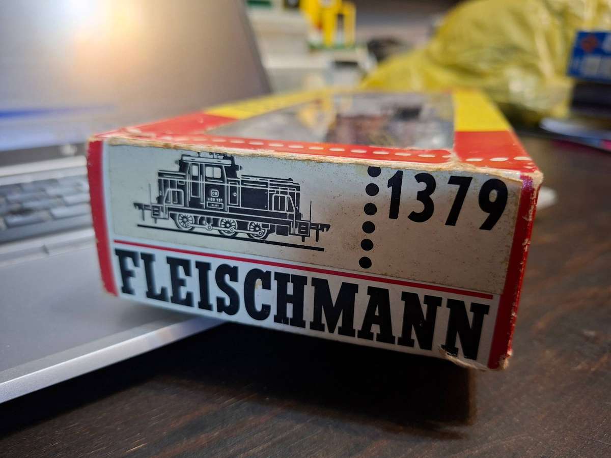 Fleischmann 1379 Diesel Locomotive BR V 60 1199 DB DC
