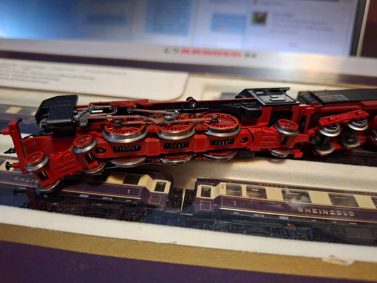 N Scale - Arnold Reingold Set with 0254 BR18