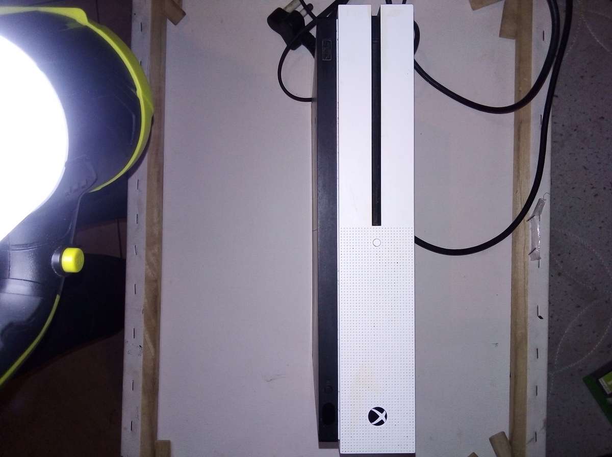 X box 1 game console + 5 games