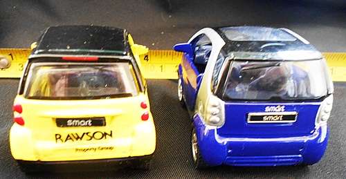 two die-cars one price 2003 Maisto 1:33 Smart City-coupe Car Yellow'1/32  and blue1/33
