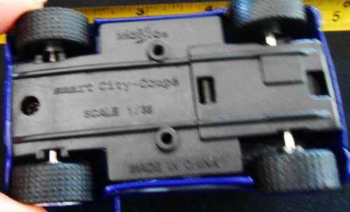 two die-cars one price 2003 Maisto 1:33 Smart City-coupe Car Yellow'1/32  and blue1/33
