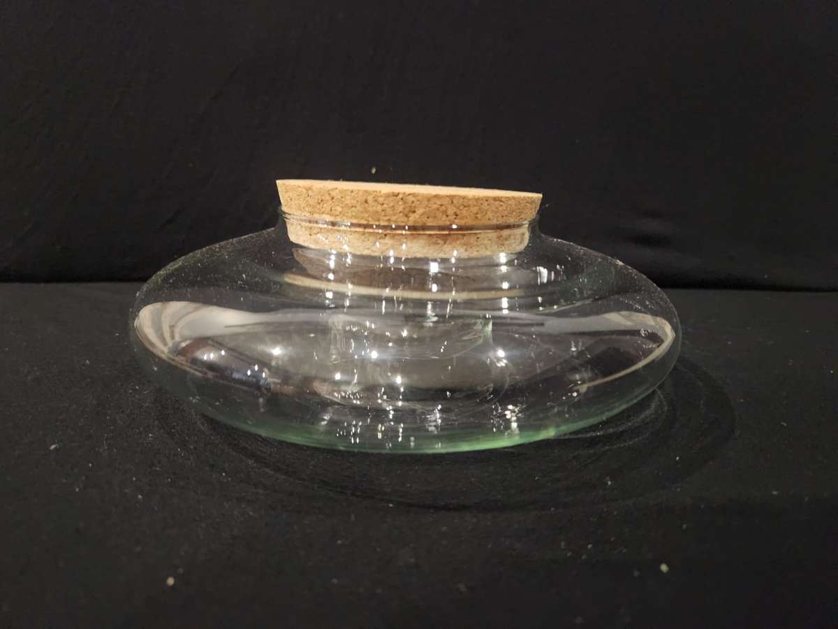 3 x Glass jars with cork lids