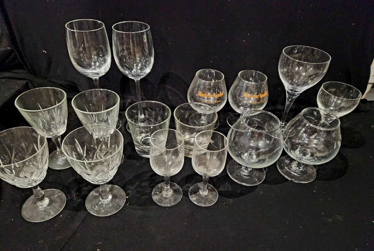 Glass lot 16 ( 8 x doubles ) CRYSTAL /CUTGLASS
