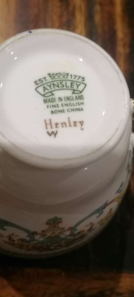 AYNSLEY HENSLEY TRRIO