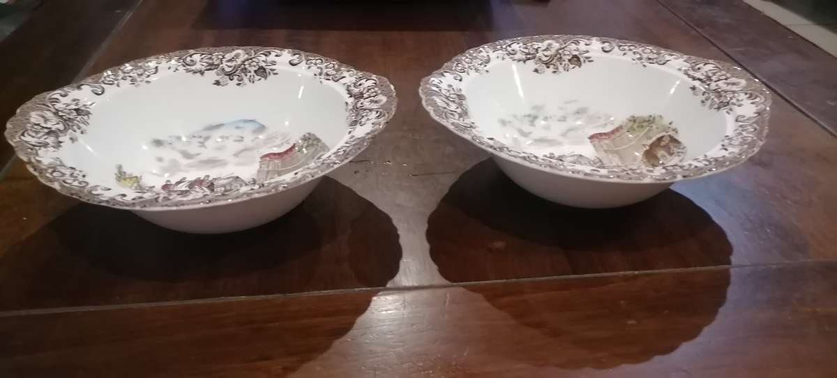2 x HAND ENGRAVING JOHNSON BROS SERVING PORCELAIN DISHES
