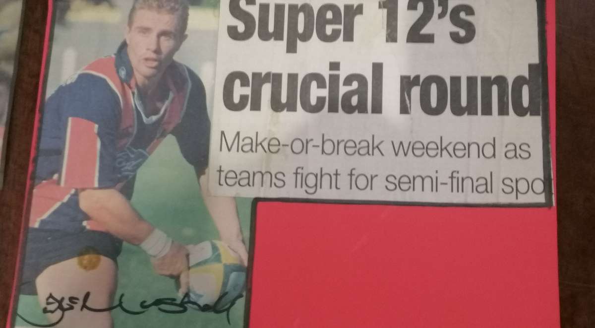 5 X ORIGINAL HAND SIGHNED RUGBY PLAYER PICS