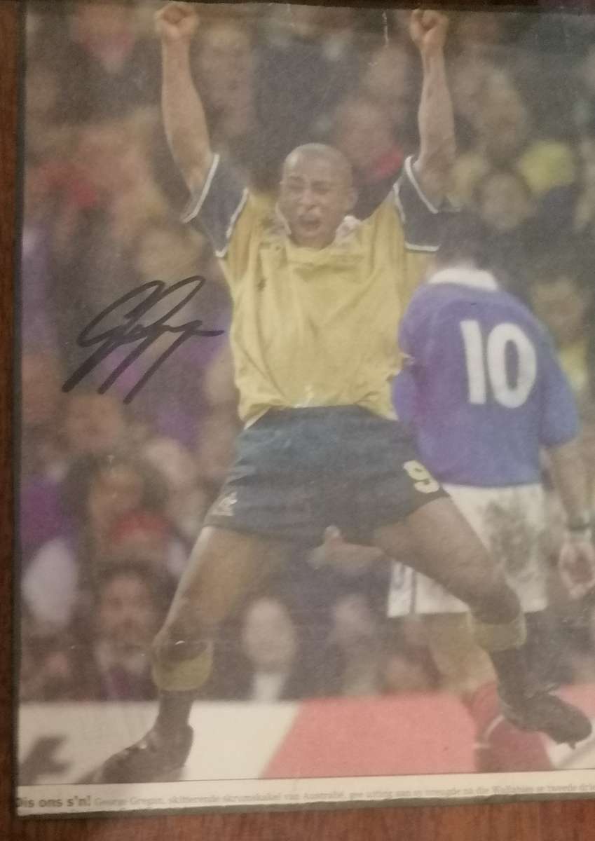 5 X ORIGINAL HAND SIGHNED RUGBY PLAYER PICS