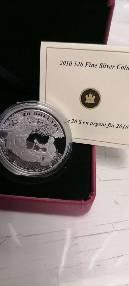 2010 CANADIAN  20 $ PROOF SILVER DOLLAR