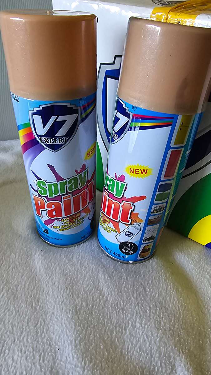 6 X 400ML SPRAY PAINT-SEE DESCRIPTION