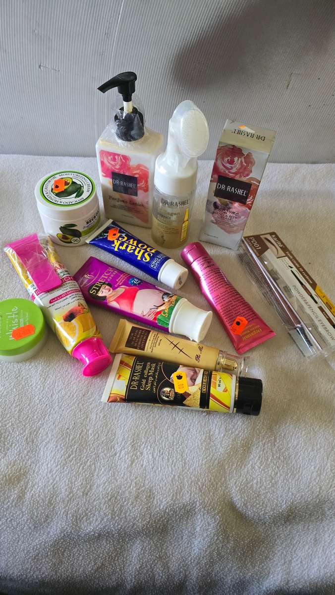 JOBLOT SKIN CARE PRODUCTS(12 PIECE)