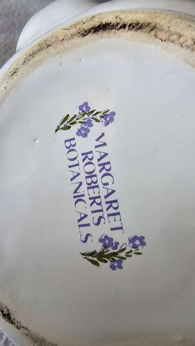 MARGARET ROBERTS BOTANICAL PORCELAIN TEAPOT