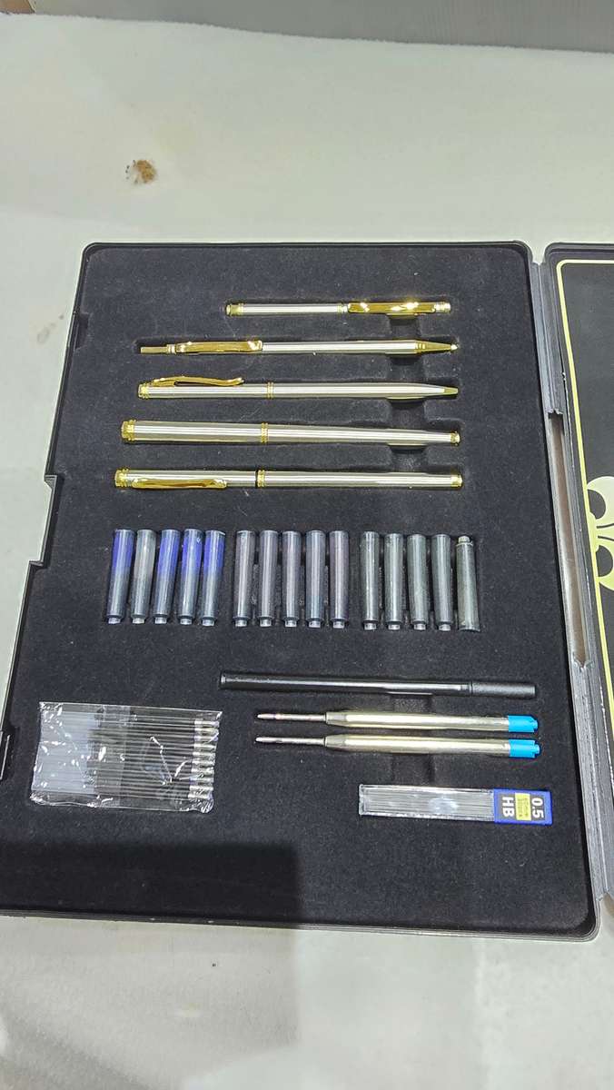 GOLDEN LINE DELUXE PEN SET(63 PIECES)