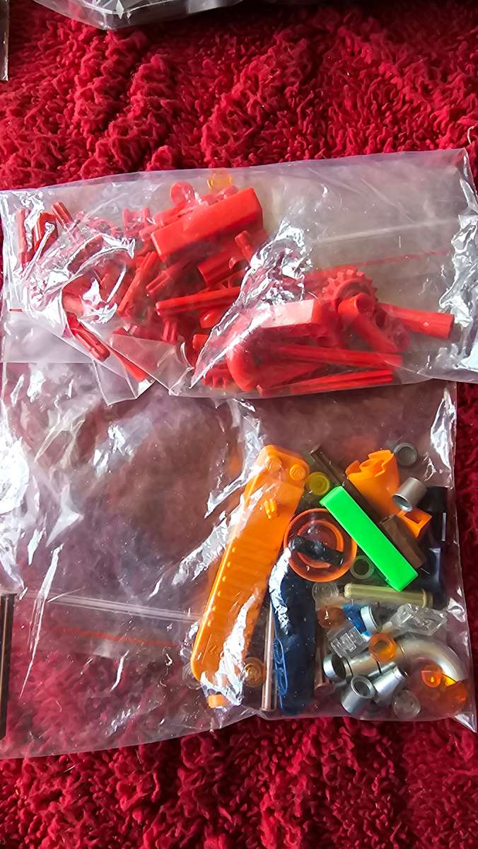 JAMES BOND ASTON MARTIN DB5 LEGO CREATOR BUILDING BLOCKS-SEE DESCRIPTION