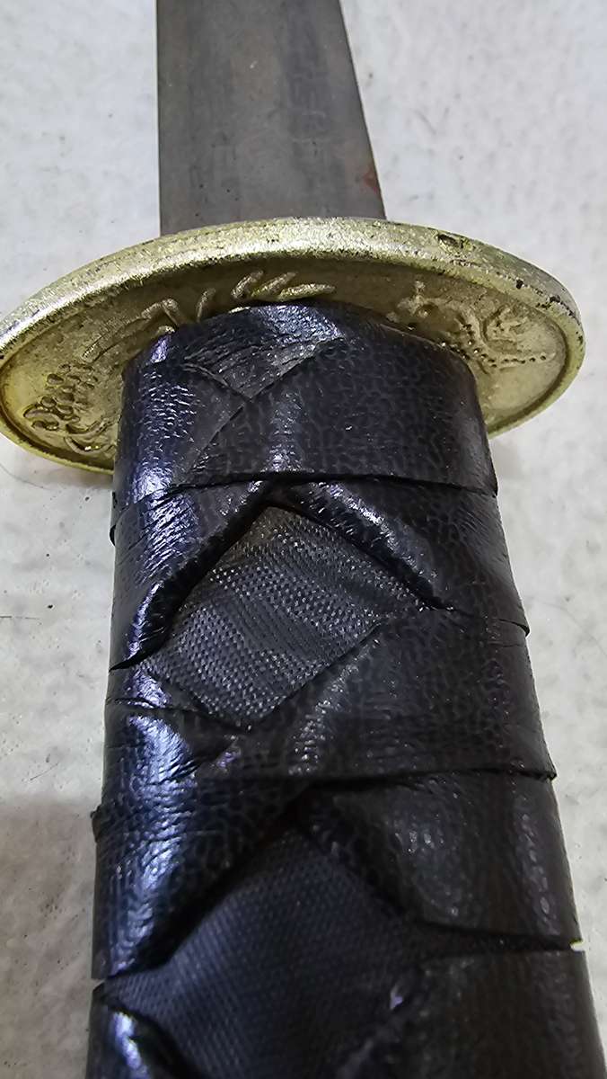 COLLECTORS SWORD WITH SHEATH-48 CM LENGTH