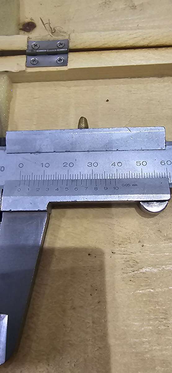 VINTAGE MITUTOYO VINIER CALIPER IN WOODEN BOX