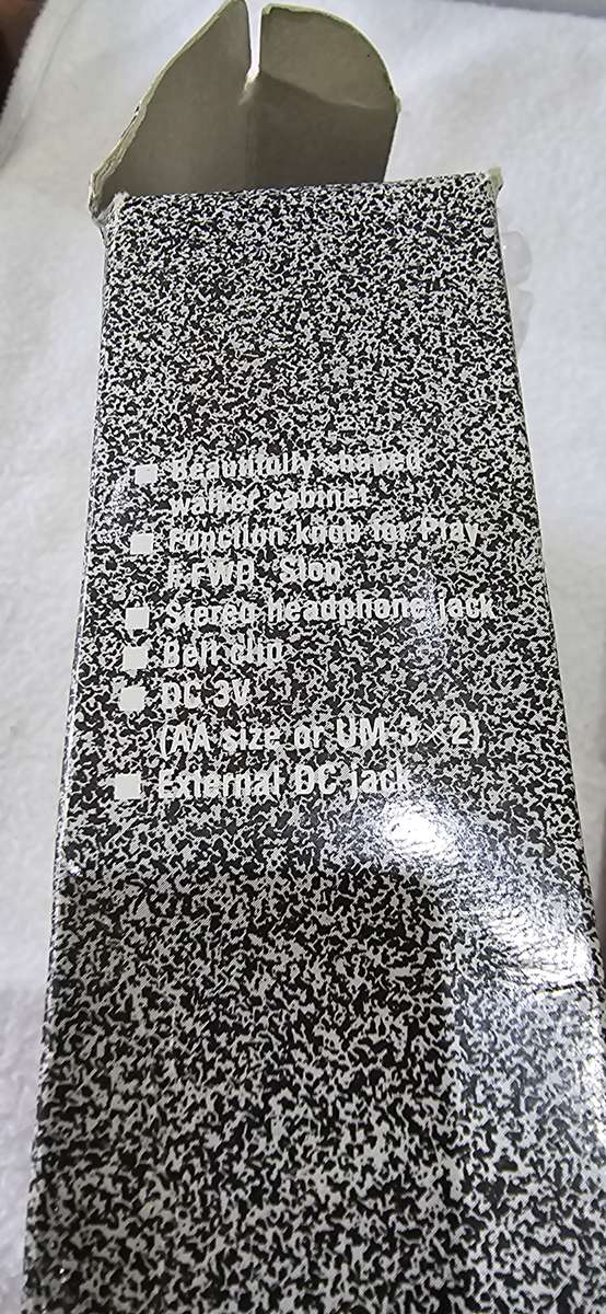 STEREO CASSETTE PLAYER WITH  SPEAKERS AND HEADPHONE(WALKIE TALKIE TYPE )