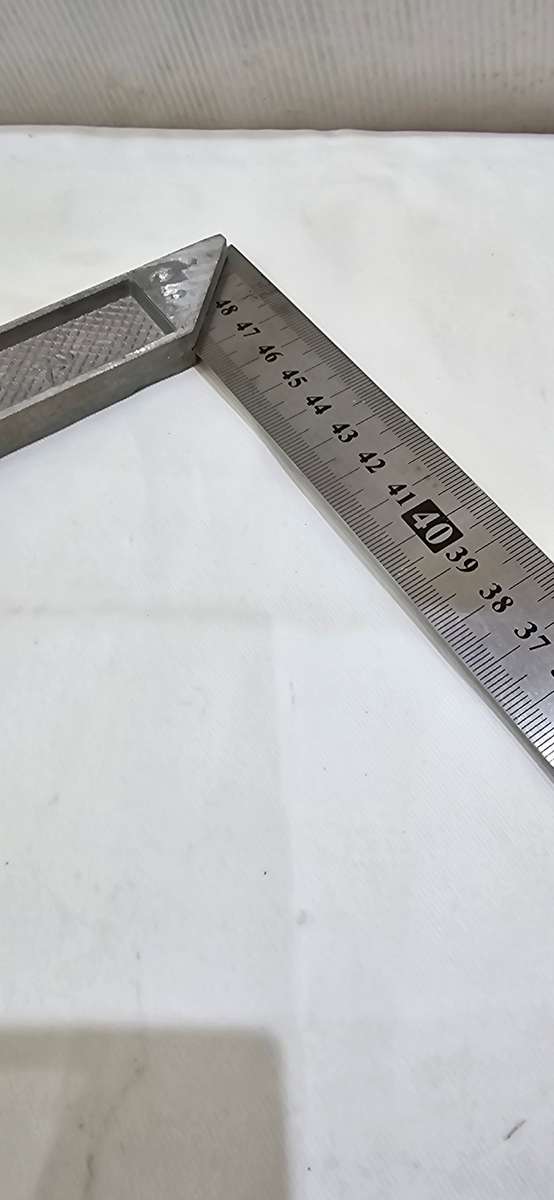 STAINLESS STEEL 48CM SQUARE RULER
