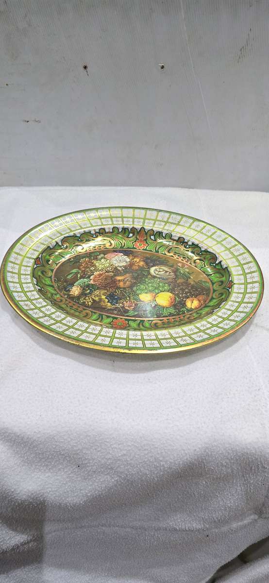 VINTAGE METAL TRAY(ENGLAND)