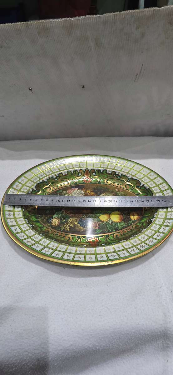 VINTAGE METAL TRAY(ENGLAND)