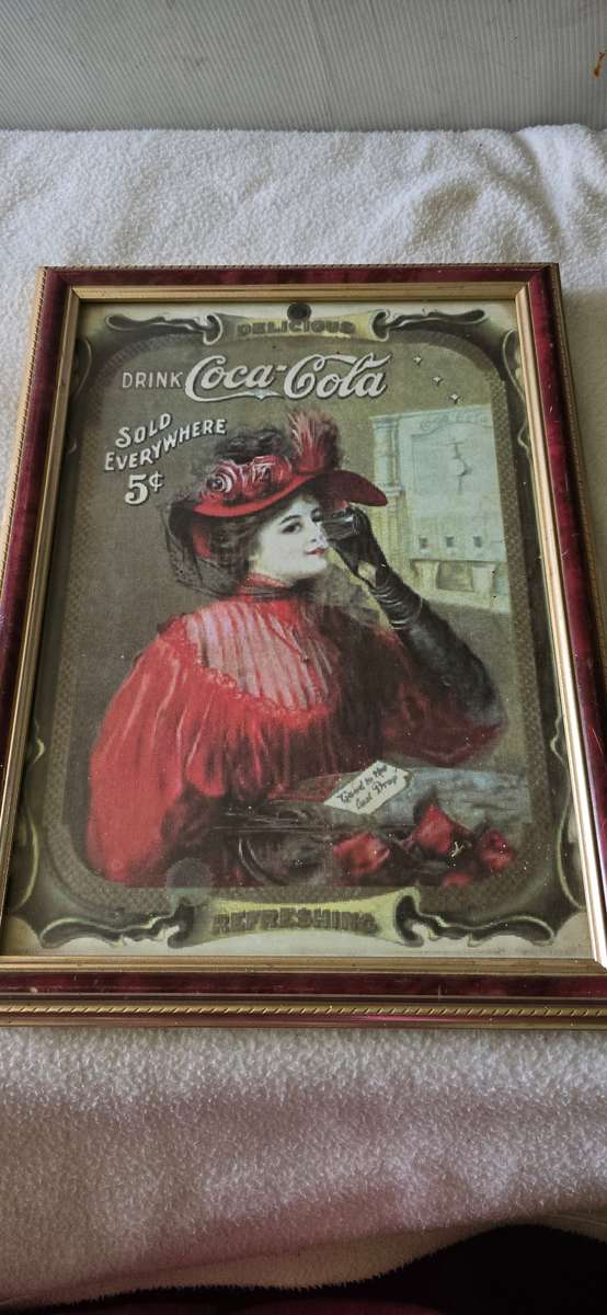 FRAMED IN GLASS COCA-COLA SIGN(32 x 23cm)