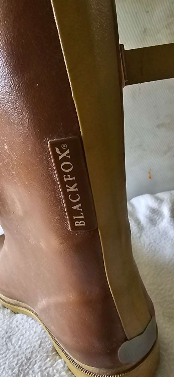 BLACKFOX BOOTS SIZE 1(MINT CONDITION)