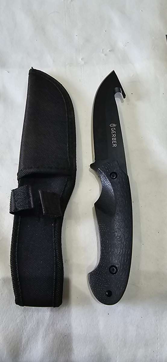 ORIGINAL GERBER HUNTING KNIFE WITH SHEATH