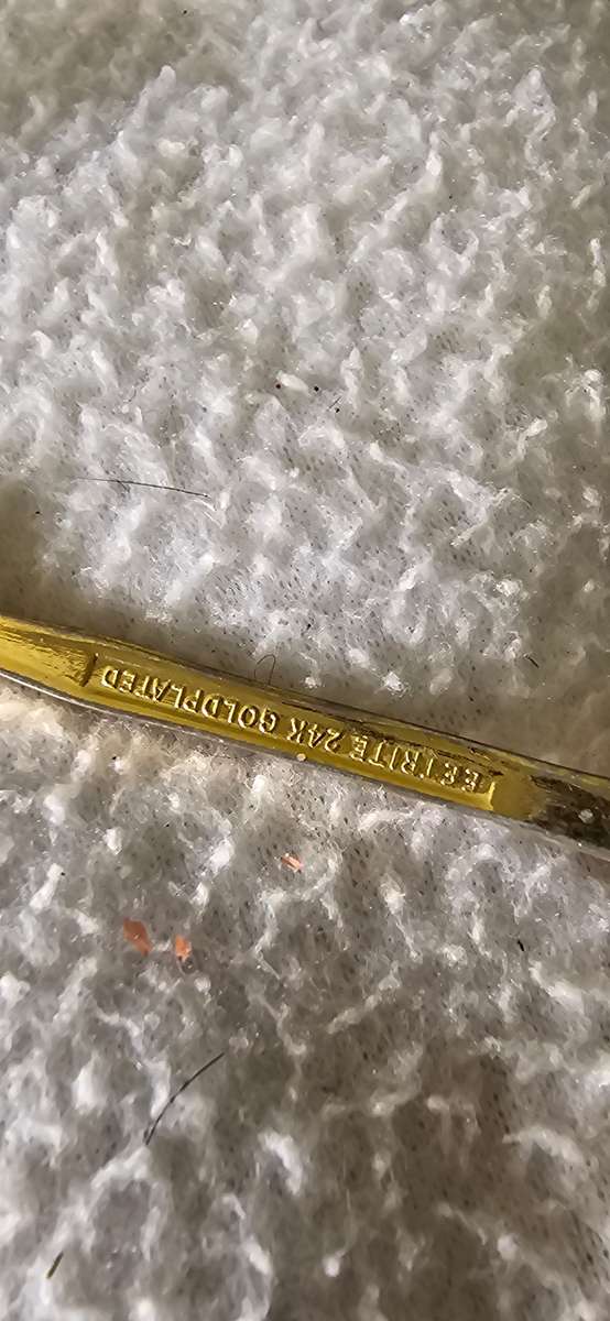 15 PIECE EETRITE 24 K GOLDPLATED CUTLERIES