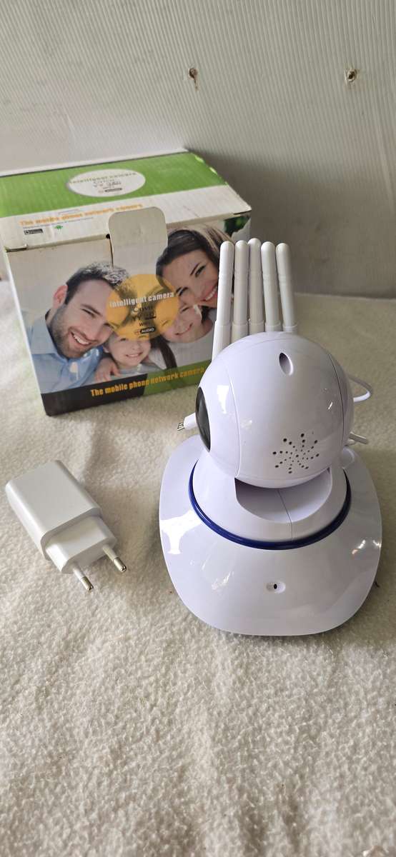 THE MOBILE PHONE NETWORK CAMERA