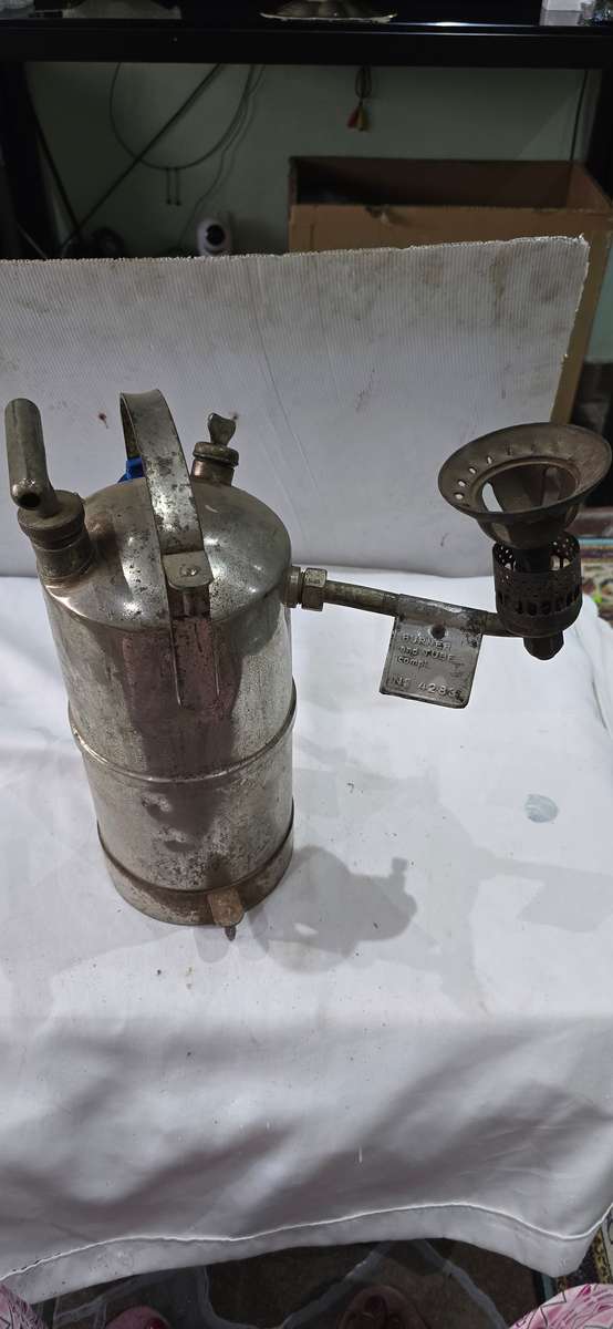 ANTIQUE  PRIMUS BURNER NO.4283