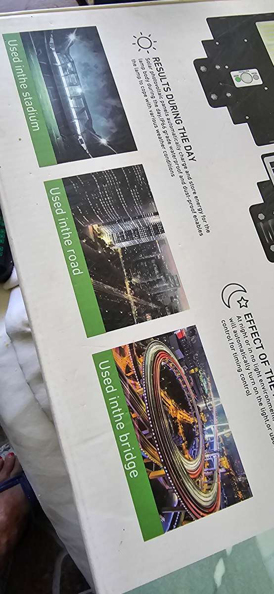 WALL MOUNT SOLAR STREET LAMP(REMOTE CONTROLLED)58  X 32CM