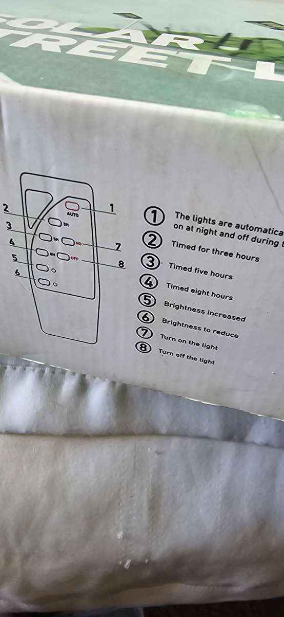 WALL MOUNT SOLAR STREET LAMP(REMOTE CONTROLLED)58  X 32CM