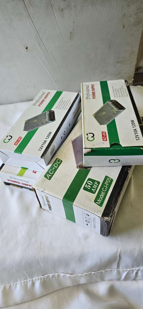 4 X CCTV POWER SUPPLIES-SEE DESCRIPTION