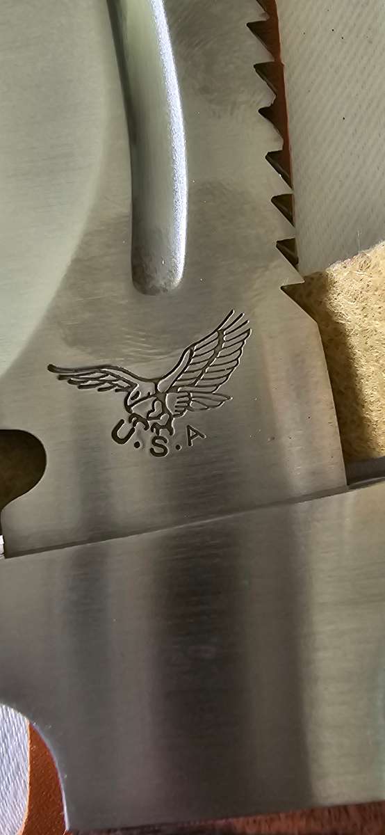 USA HUNTING KNIFE WITH LEATHER SHEATH