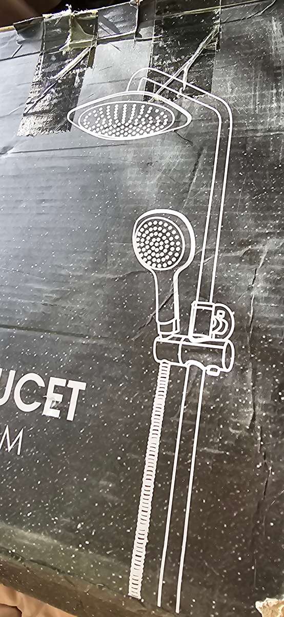 ALL IN ONE BATHROOM SHOWER FAUCET SET