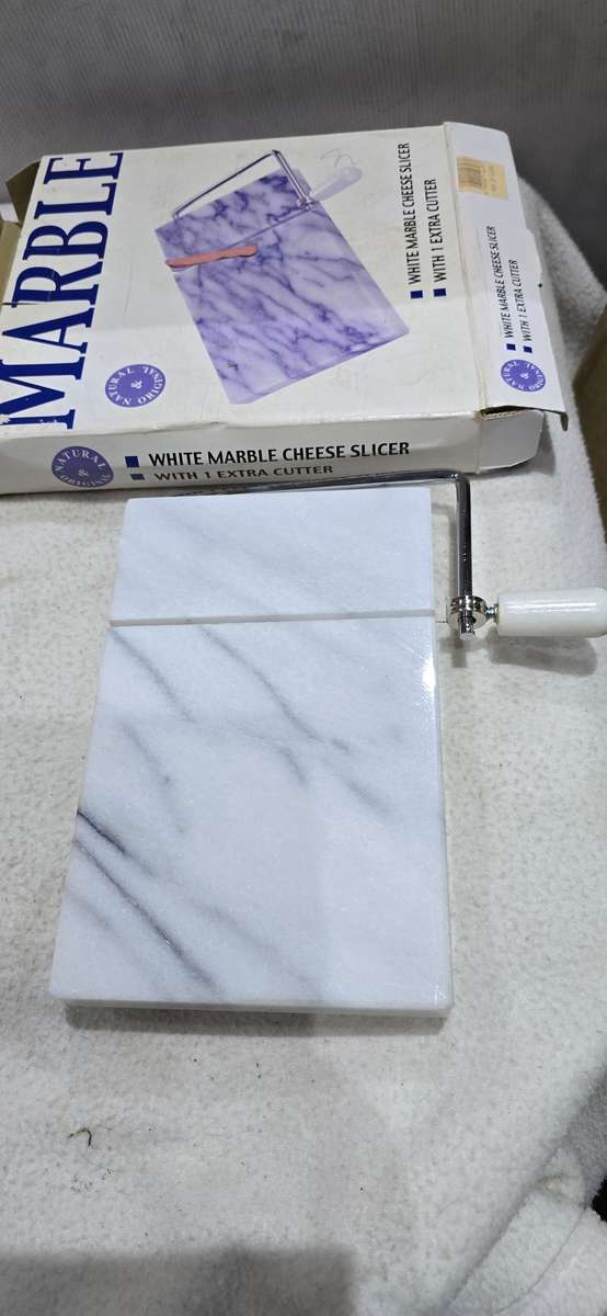 WHITE MARBLE CHEESE SLICER WITH SPARE CUTTER