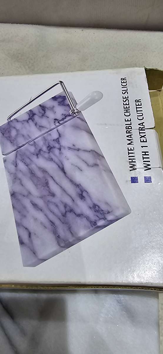 WHITE MARBLE CHEESE SLICER WITH SPARE CUTTER