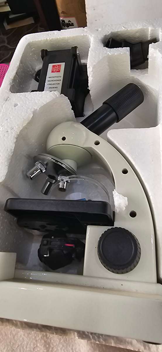 5 in one microscope set with die cast body