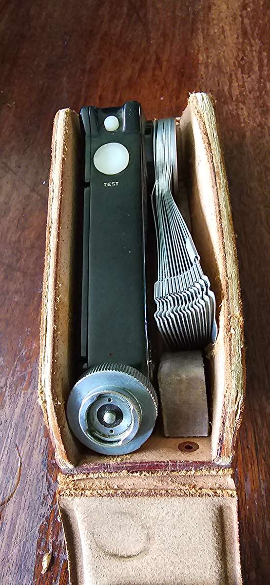 VINTAGE CANON FLASH UNIT