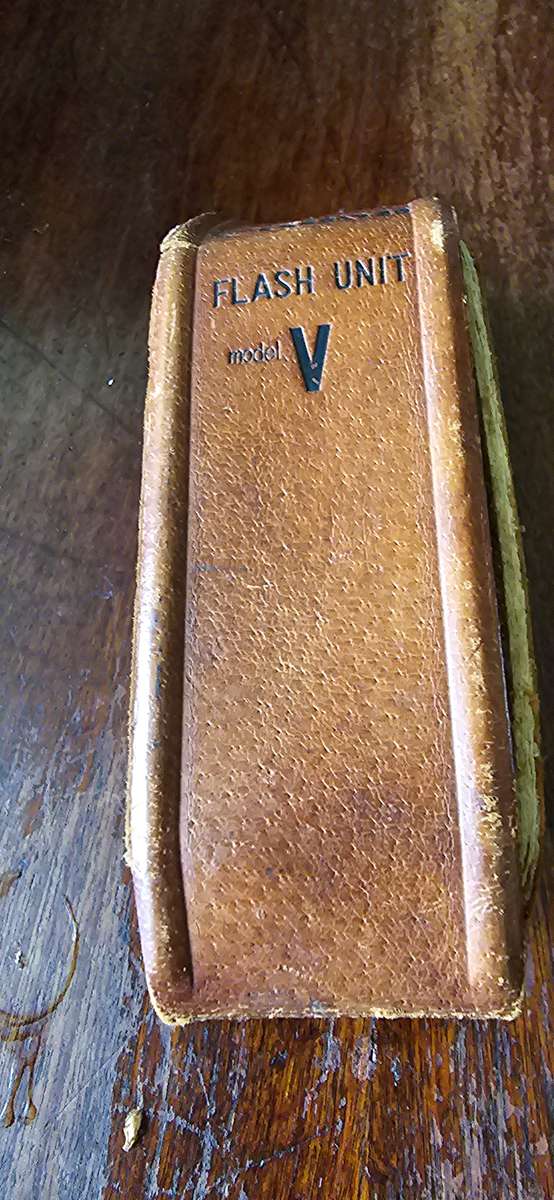 VINTAGE CANON FLASH UNIT