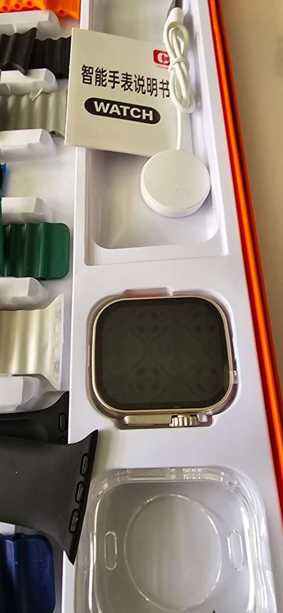 ULTRA 8 PLUS ONE Y80 SMART WATCH(INCL. CHANGEABLE STRAPS)SEALED PACK