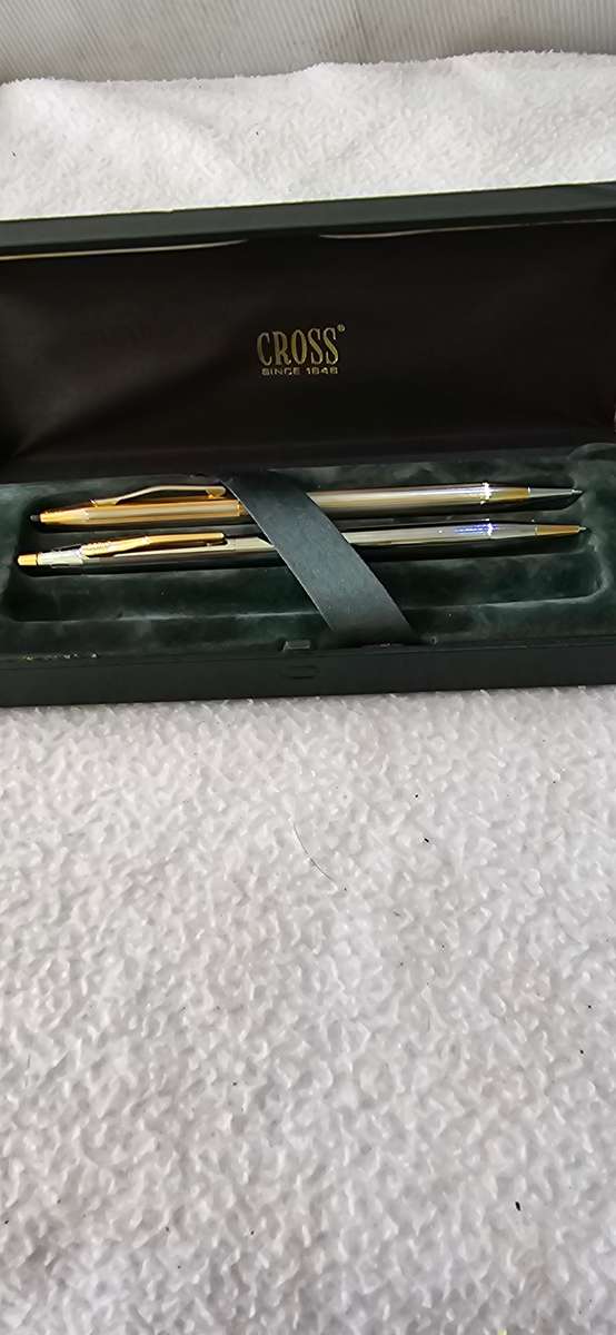 SET OF TWO VINTAGE CROSS PENS