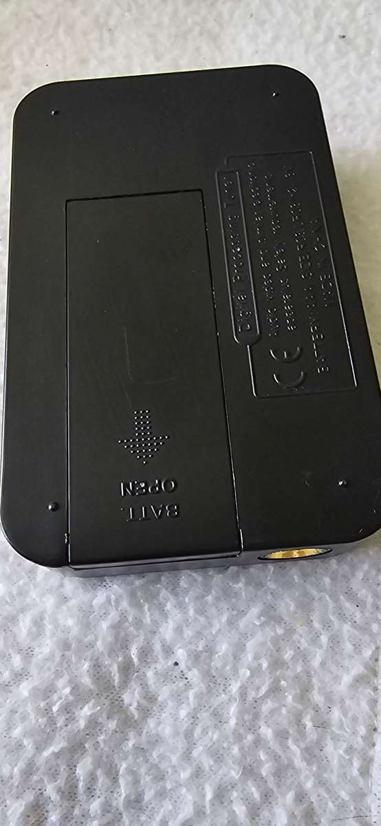 GUITAR/BASS/VIOLIN DIGITAL TUNER