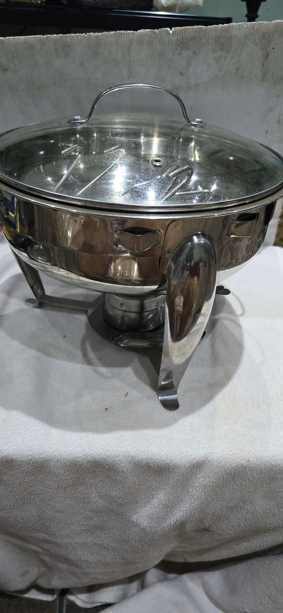 STAINLESS STEEL ROUND CHAFING DISH