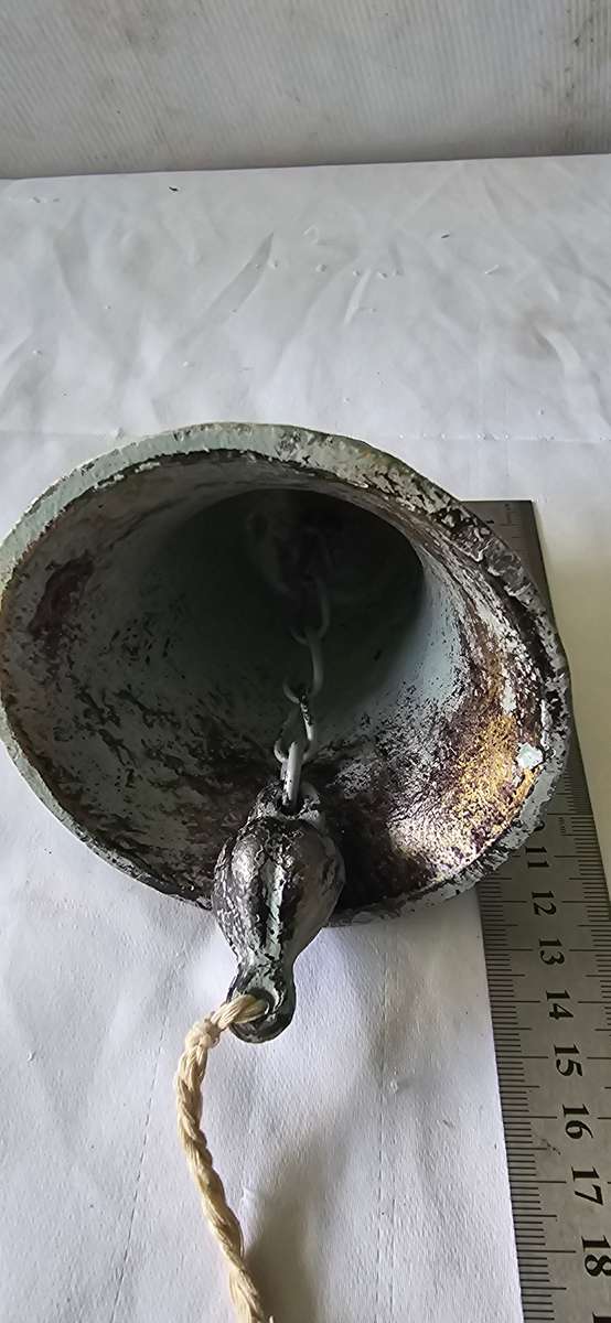 HEAVY VINTAGE  CAST IRON BELL