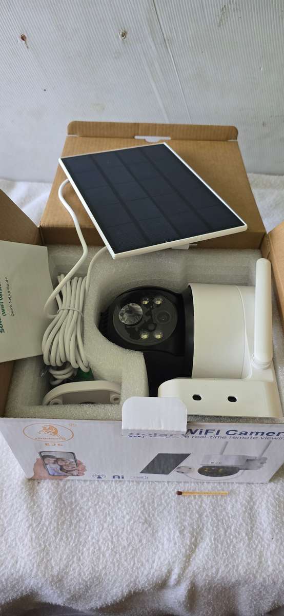 SOLAR WIFI CAMERA