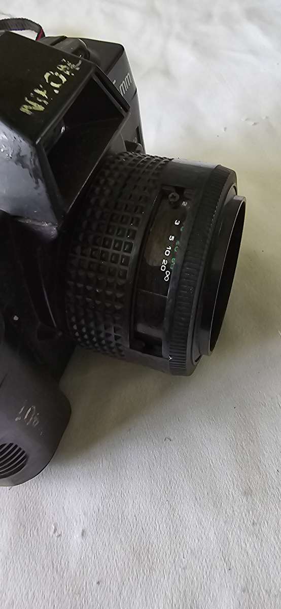 35MM VINTAGE NIKON CAMERA